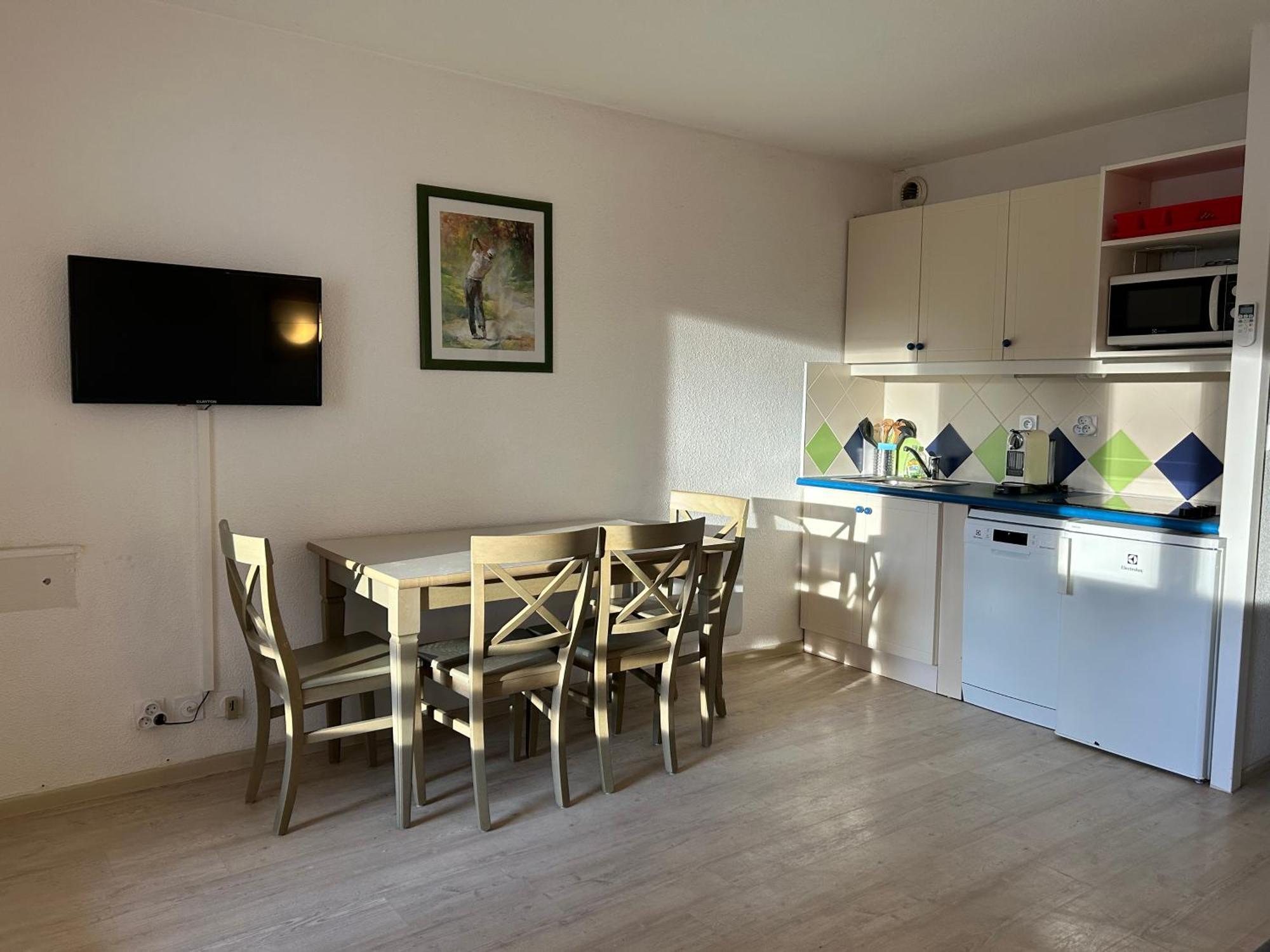 Domaine Valescure Appartement 1 Ou 2 Pieces Vue Jardin Ou Piscine Saint-Raphaël المظهر الخارجي الصورة