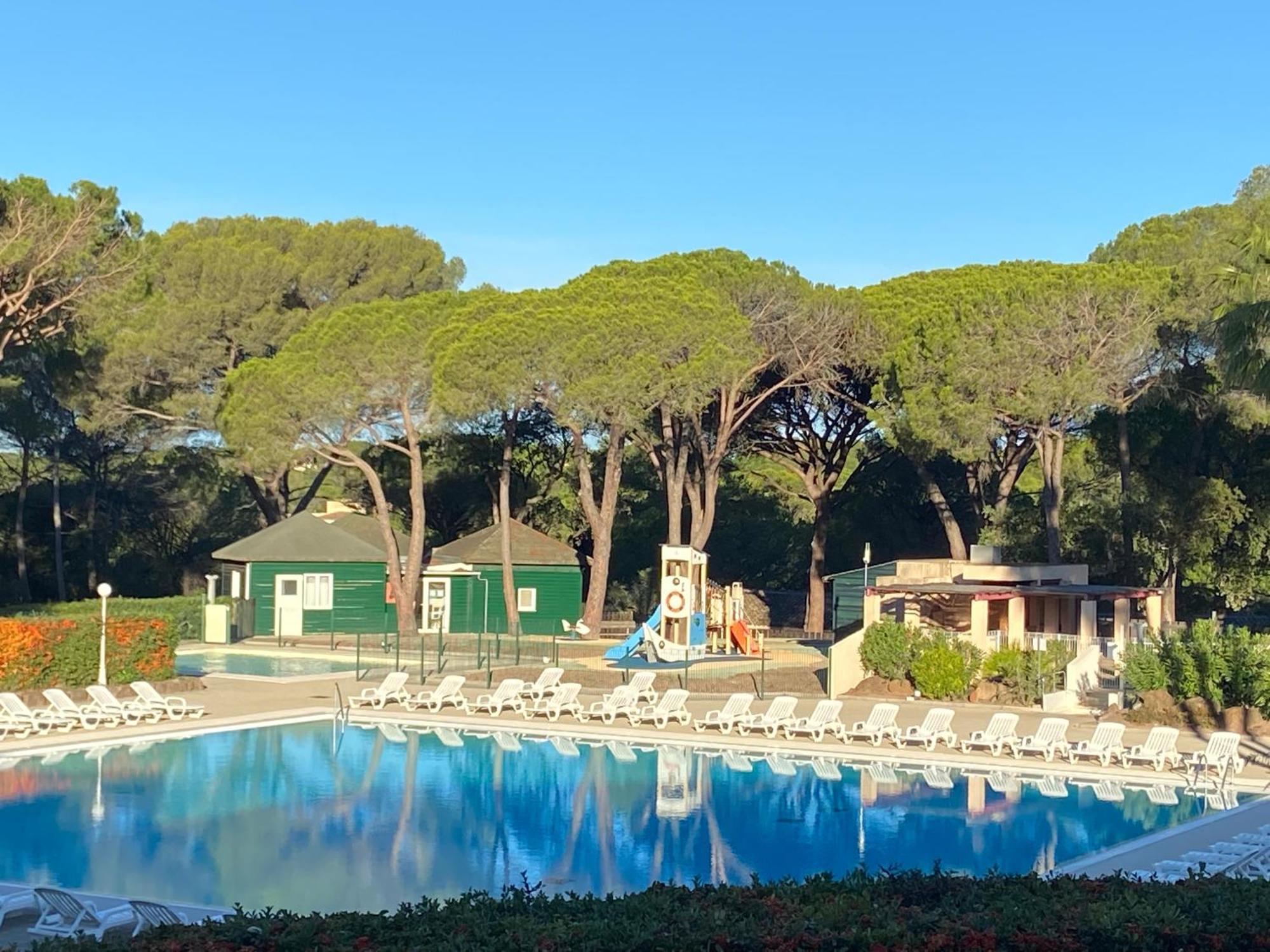 Domaine Valescure Appartement 1 Ou 2 Pieces Vue Jardin Ou Piscine Saint-Raphaël المظهر الخارجي الصورة